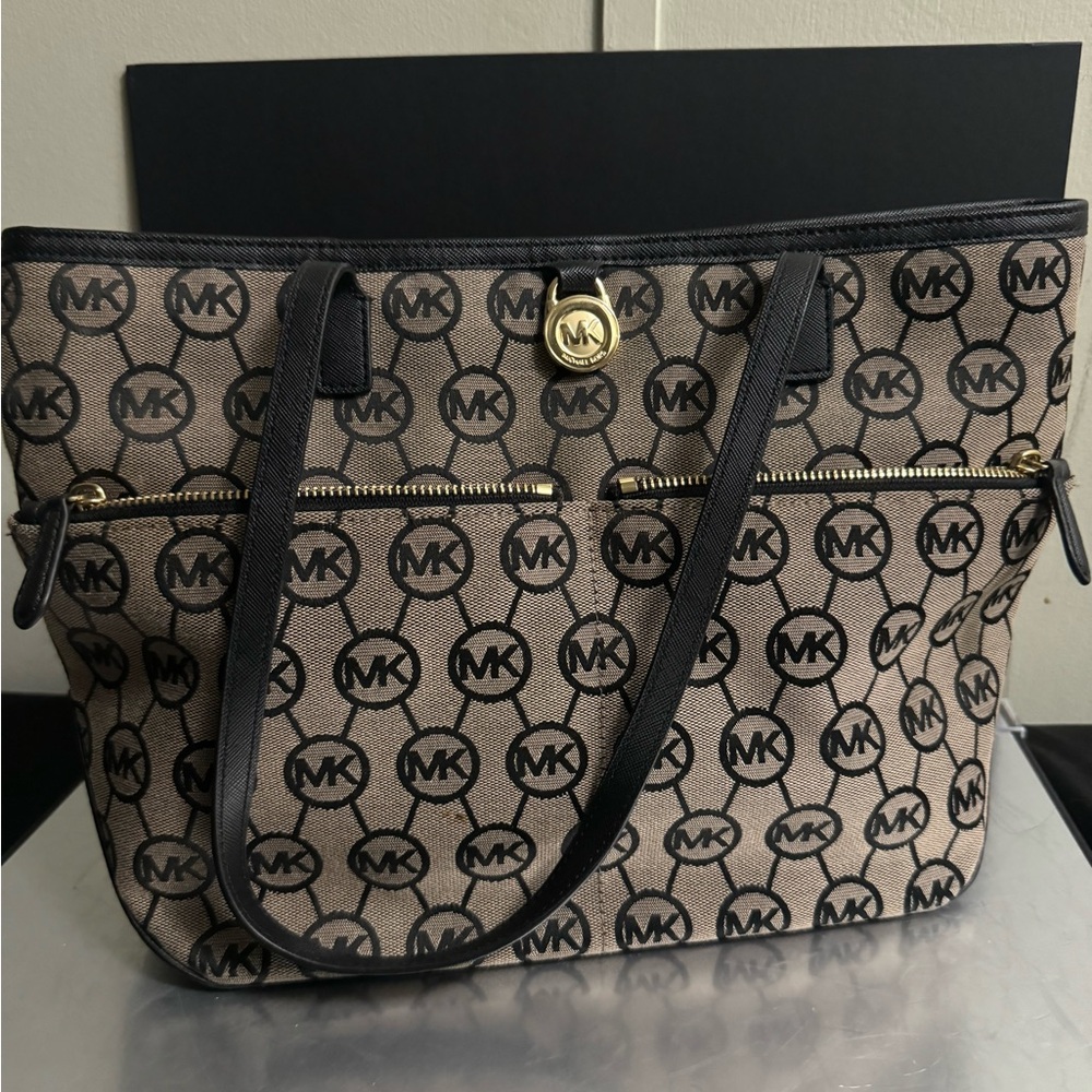 Michael Kors Black and Tan Tote Bag
